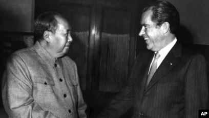 nixon-mao.jpg